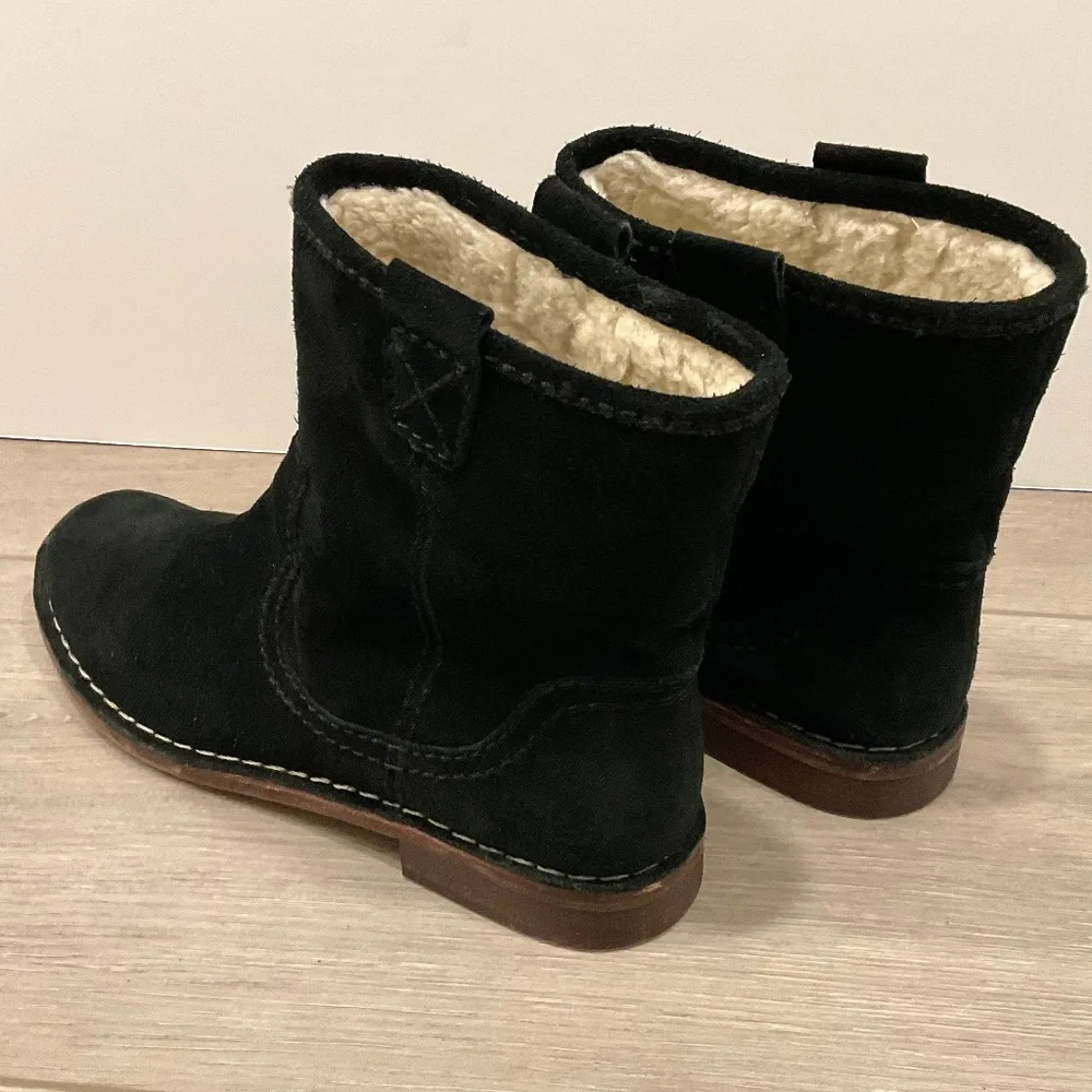 CLARKS  Cabaret Rock Black Suede Ankle Boot Size 9.5